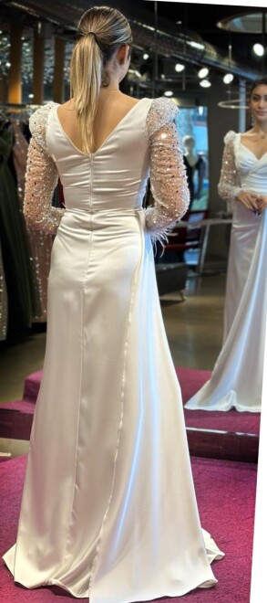 White Long Sleeve Feather Detailed Slit Straight Cut Satin Long Evening Dress 7442 - 4